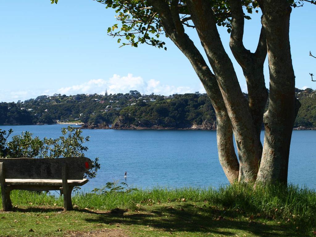 Jake'S Place Oneroa Waiheke Room photo